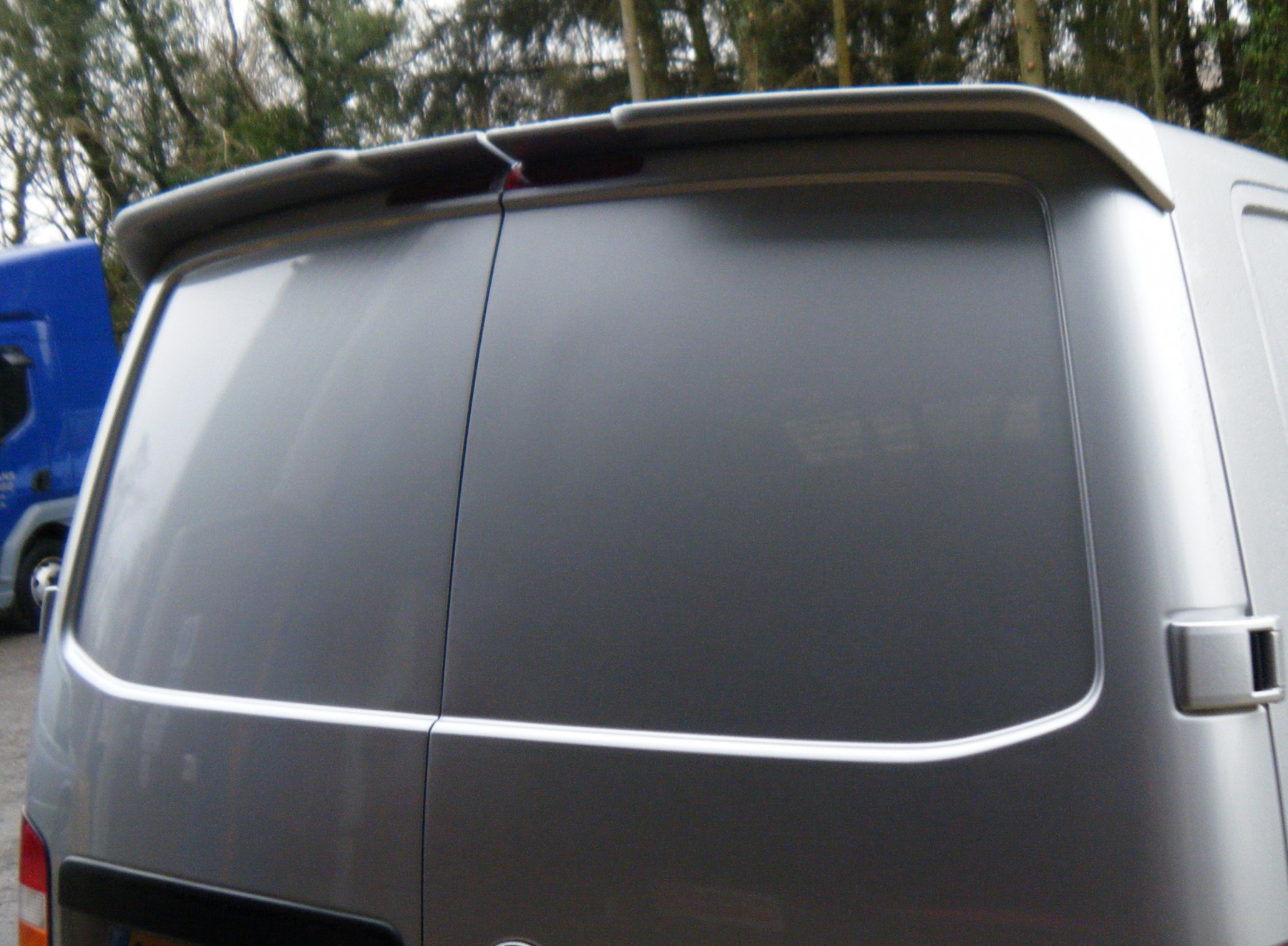 Transporter T5 rear spoiler